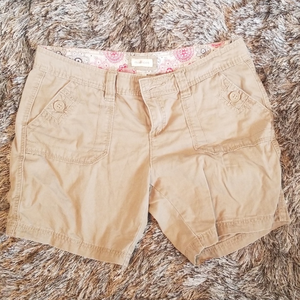 Maurices khaki shorts